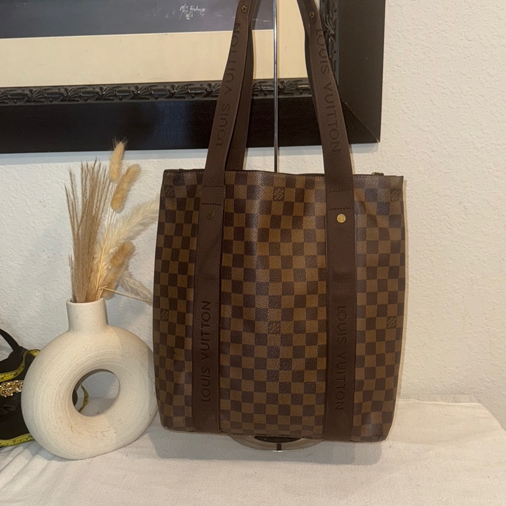 Authentic Louis Vuitton Cabas Beaubourg Damier Shoulder Bag + COA